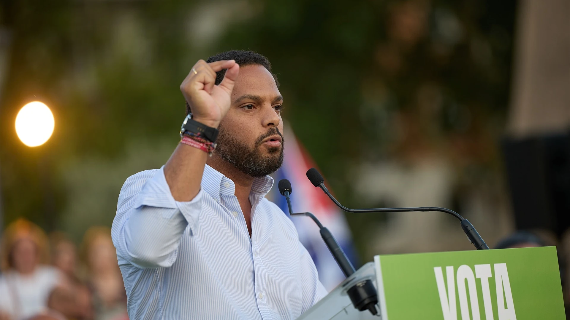 El secretario general de Vox, Ignacio Garriga, durante un acto de campaña.