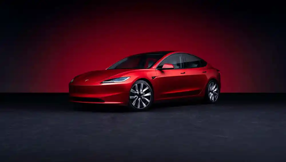 Tesla renueva al Model 3 con más autonomía y cambios de imagen