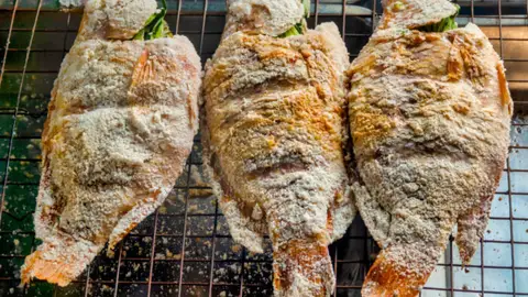 Pla Pao (pescado asado entero) Pla Pao (pescado asado entero)