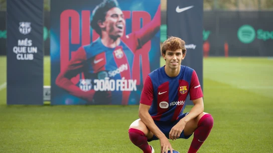 Joao Félix, con la camiseta del Barça Joao Félix, con la camiseta del Barça