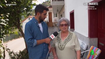 La contundente respuesta de una mujer a Isma Juárez al preguntarle si vota a Feijóo
