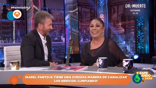 Isabel Pantoja confiesa a Pablo Motos su extraño ritual antes de los conciertos Isabel Pantoja confiesa a Pablo Motos su extraño ritual antes de los conciertos