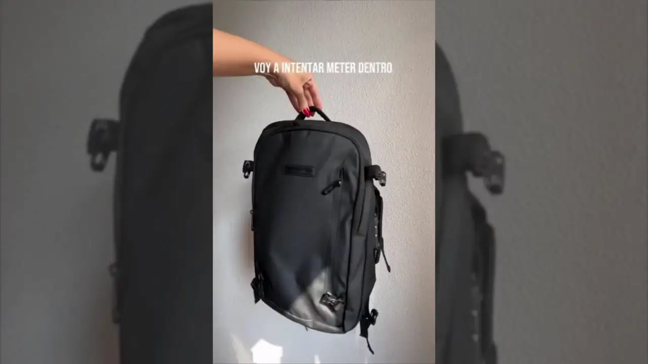 La mochila de  que se ha hecho viral de TikTok, más rebajada que  nunca por el Black Friday