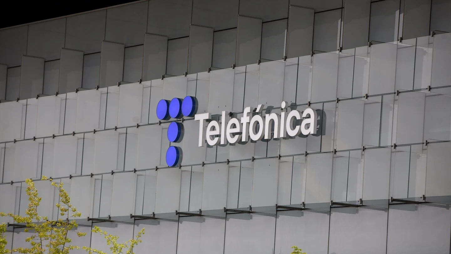 Imagen de archivo de la sede de Telefónica. Imagen de archivo de la sede de Telefónica.