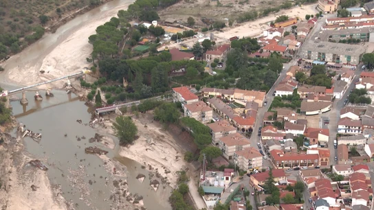 Así se ven desde el aire los estragos de la DANA a su paso por el centro peninsular, desde Aldea del Fresno hasta Toledo Así se ven desde el aire los estragos de la DANA a su paso por el centro peninsular, desde Aldea del Fresno hasta Toledo