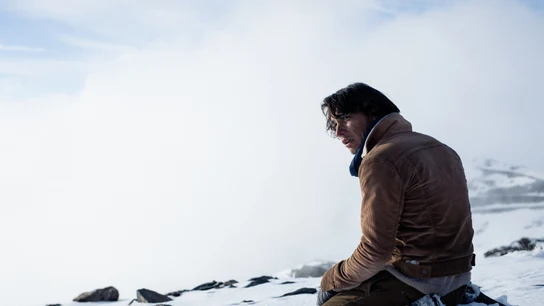 Enzo Vogrincic interpreta a Numa en 'La sociedad de la nieve', la película de J.A. Bayona que competirá por ir a los Oscar. Enzo Vogrincic interpreta a Numa en 'La sociedad de la nieve', la película de J.A. Bayona que competirá por ir a los Oscar.