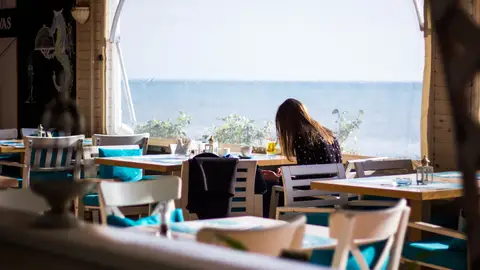 Restaurante en la playa Restaurante en la playa