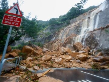 Hong Kong, flooded by the heaviest rains in 140 years: at least 83 injured