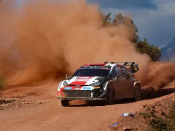 Kalle Rovanperä vuelve a ganar el Acrópolis y se acerca al título Kalle Rovanperä vuelve a ganar el Acrópolis y se acerca al título