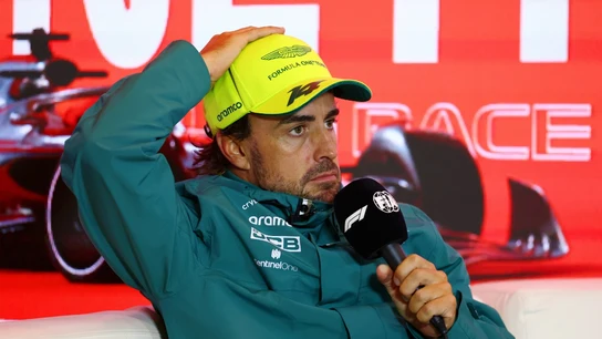 Fernando Alonso, ante los medios Fernando Alonso, ante los medios