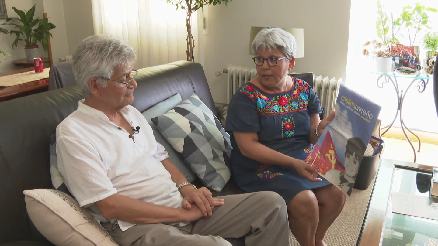 Erika y Marcos, dos supervivientes del golpe de estado chileno. Erika y Marcos, dos supervivientes del golpe de estado chileno.