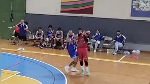 Agresión Baloncesto