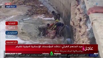 Los muertos en Libia podrían llegar a 20.000: las terribles imágenes del mar arrojando cadáveres a la costa