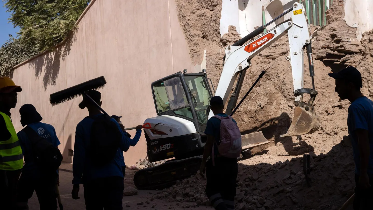 La lluvia amenaza a Marruecos tras el terremoto: "Se va a compactar todo y va a ser más difícil retirar cadáveres" La lluvia amenaza a Marruecos tras el terremoto: "Se va a compactar todo y va a ser más difícil retirar cadáveres"