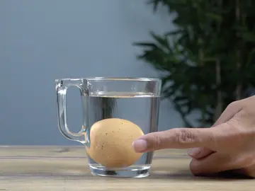 Huevos flotan Huevos flotan