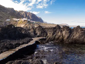 Piscinas naturales El Caletón, en Garachico (Tenerife) Piscinas naturales El Caletón, en Garachico (Tenerife)