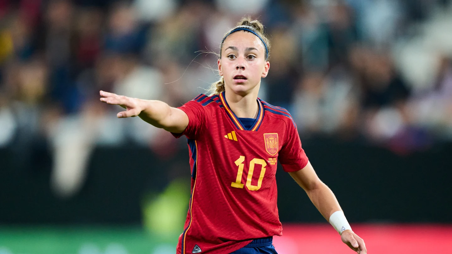 Athenea del Castillo, durante un partido con la Selección Athenea del Castillo, durante un partido con la Selección