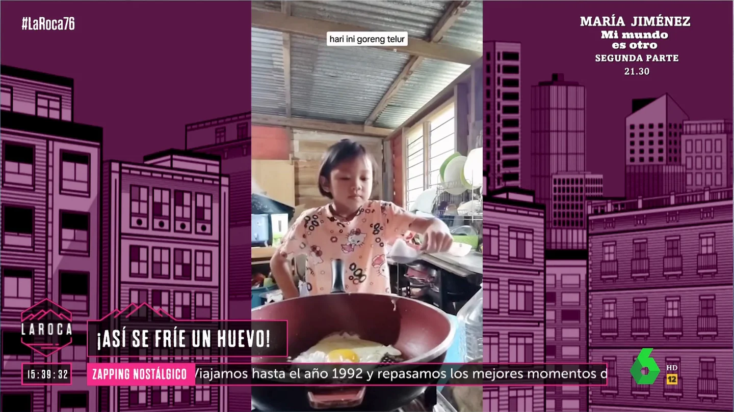 El viral de una niña que cocina huevo frito El viral de una niña que cocina huevo frito