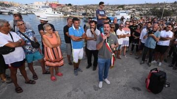 Crisis humanitaria en Lampedusa: "Se están muriendo de hambre y no podemos hacer nada"