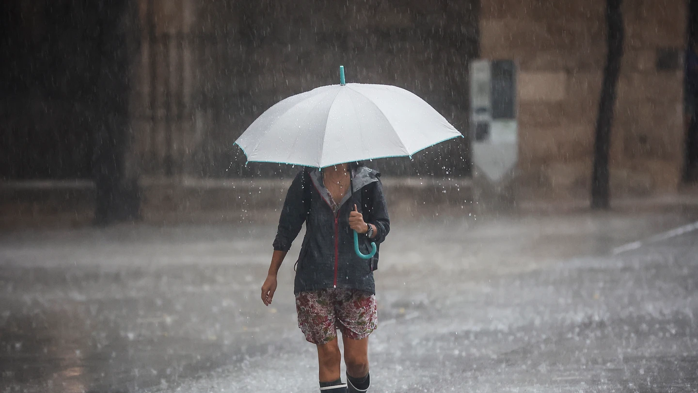 Una DANA dejará esta semana "fuertes y persistentes" lluvias a partir del martes Una DANA dejará esta semana "fuertes y persistentes" lluvias a partir del martes