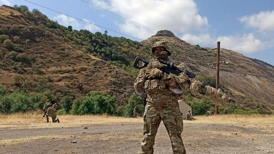 Azerbaiyán inicia una "operación antiterrorista" en Nagorno Karabaj para "expulsar las formaciones armadas de Armenia" Azerbaiyán inicia una "operación antiterrorista" en Nagorno Karabaj para "expulsar las formaciones armadas de Armenia"
