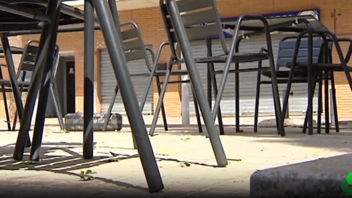 Terraza del bar donde una mujer cort&oacute; el pene a su jefe en Sant Andreu de la Barca