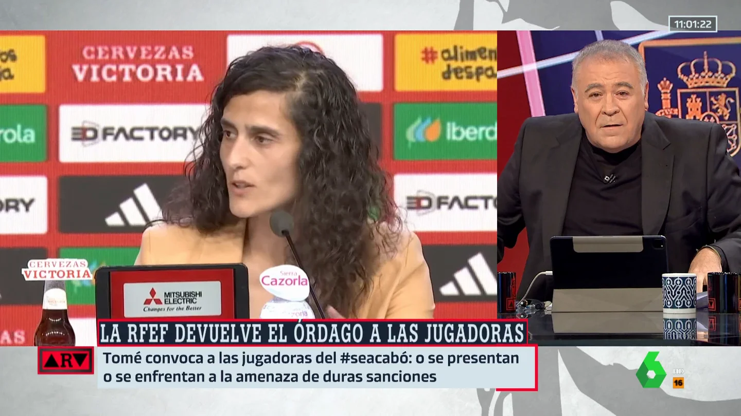 Ferreras estalla contra la RFEF tras "el órdago de los herederos de Rubiales a las campeonas": "El desastre y la provocación continúa" Ferreras estalla contra la RFEF tras "el órdago de los herederos de Rubiales a las campeonas": "El desastre y la provocación continúa"
