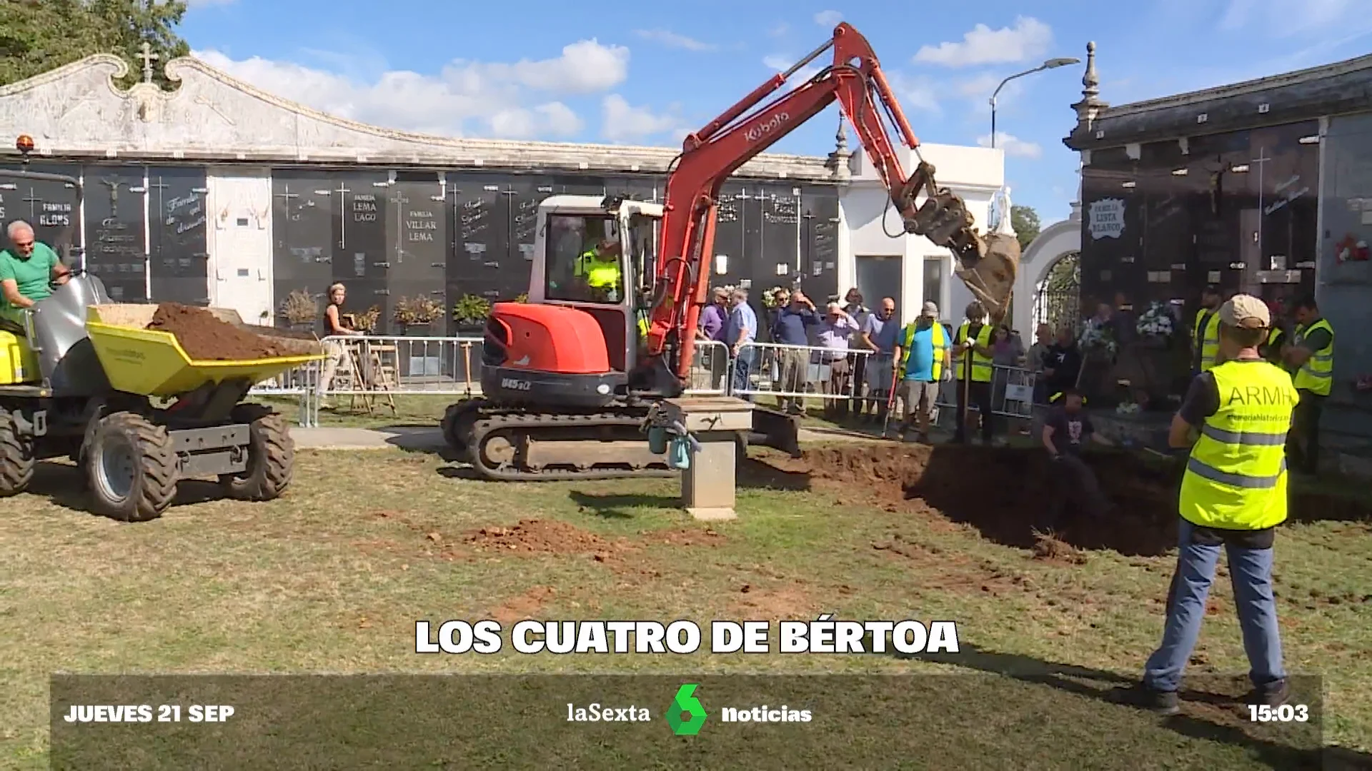 Continúa la búsqueda de los cuatro de Bértoa en el cementerio de Carballo: "Fueron secuestrados, asesinados y traídos aquí"