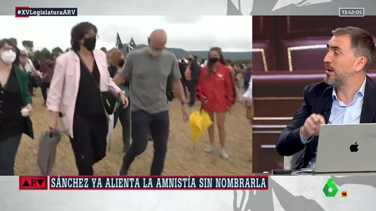 El dardo de Ignacio Escolar al PP: "¿Cuándo Aznar hablaba catalán en la intimidad era por convicción política o personal?" El dardo de Ignacio Escolar al PP: "¿Cuándo Aznar hablaba catalán en la intimidad era por convicción política o personal?"
