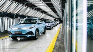 No te lo vas a creer, pero BYD ya ha construido medio millón de ejemplares del Atto 3