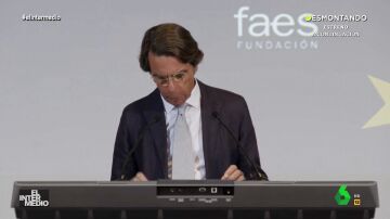 Vídeo manipulado - Aznar se pone a tocar el piano en su intervención mientras habla de la ley de amnistía