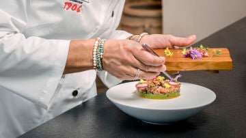 Plato elaborado por Bego Rodrigo, chef estrella Michelin y propietaria del restaurante 'La Salita' (Valencia)