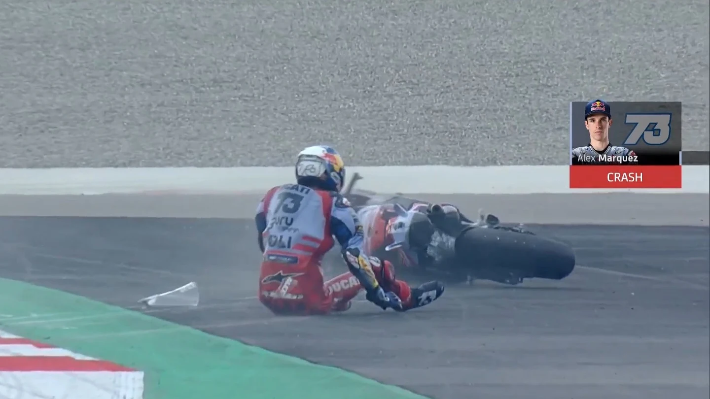 Álex Márquez, al suelo en Buddh Álex Márquez, al suelo en Buddh