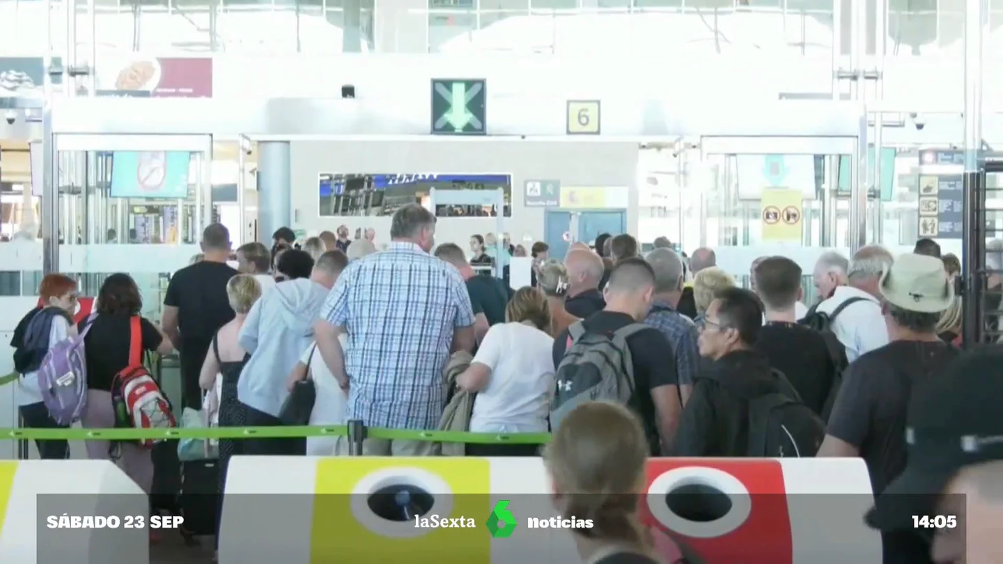 Los vigilantes de seguridad del aeropuerto de Alicante vuelven a la huelga ante la falta de respuestas Los vigilantes de seguridad del aeropuerto de Alicante vuelven a la huelga ante la falta de respuestas