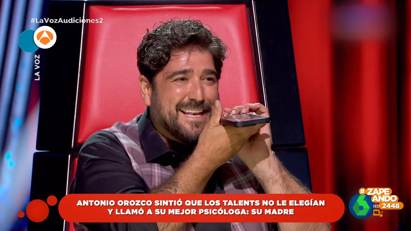 El divertido momento en 'La voz' con la madre de Antonio Orozco: "Malú, deja a mi niño tranquilo" El divertido momento en 'La voz' con la madre de Antonio Orozco: "Malú, deja a mi niño tranquilo"