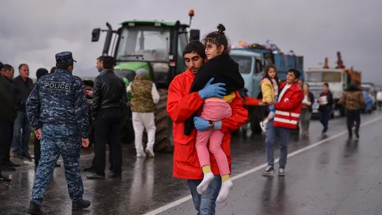 Continúa el éxodo en Nagorno Karabaj: más de 19.000 personas han cruzado la frontera tras la ocupación militar Continúa el éxodo en Nagorno Karabaj: más de 19.000 personas han cruzado la frontera tras la ocupación militar