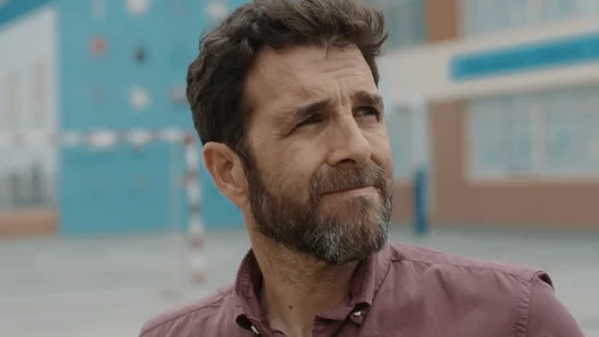 Hoy, en Salvados, Gonzo vuelve a su colegio y recuerda con antiguos compañeros los abusos y agresiones que sufrieron en él Hoy, en Salvados, Gonzo vuelve a su colegio y recuerda con antiguos compañeros los abusos y agresiones que sufrieron en él