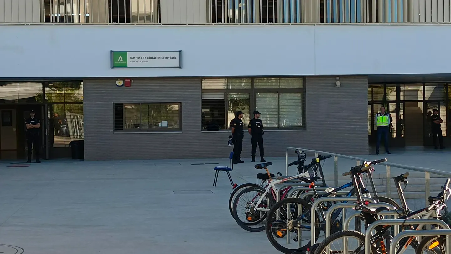 Vista del instituto de Jerez donde un menor acuchilló a varios profesores y alumnos Vista del instituto de Jerez donde un menor acuchilló a varios profesores y alumnos