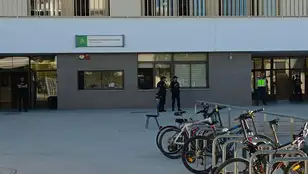 Vista del instituto de Jerez donde un menor acuchilló a varios profesores y alumnos