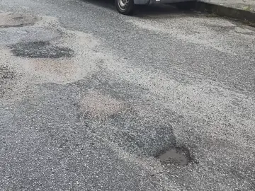 Calle en mal estado Calle en mal estado