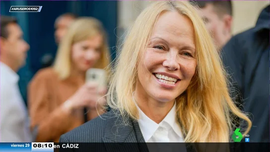 El motivo por el que Pamela Anderson no usará nunca más maquillaje: así acudió a la Semana de la Moda de París El motivo por el que Pamela Anderson no usará nunca más maquillaje: así acudió a la Semana de la Moda de París