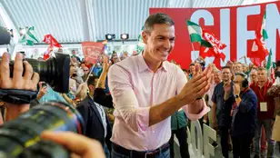 Pedro Sánchez, en un mitin del PSOE en La Rinconada, Sevilla. 