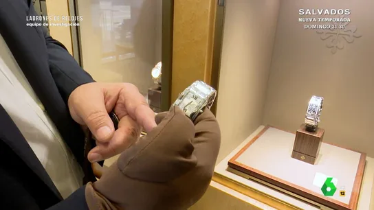 "Somos los únicos en España en tenerlo": un joyero de lujo muestra a Equipo de Investigación su reloj más exclusivo "Somos los únicos en España en tenerlo": un joyero de lujo muestra a Equipo de Investigación su reloj más exclusivo