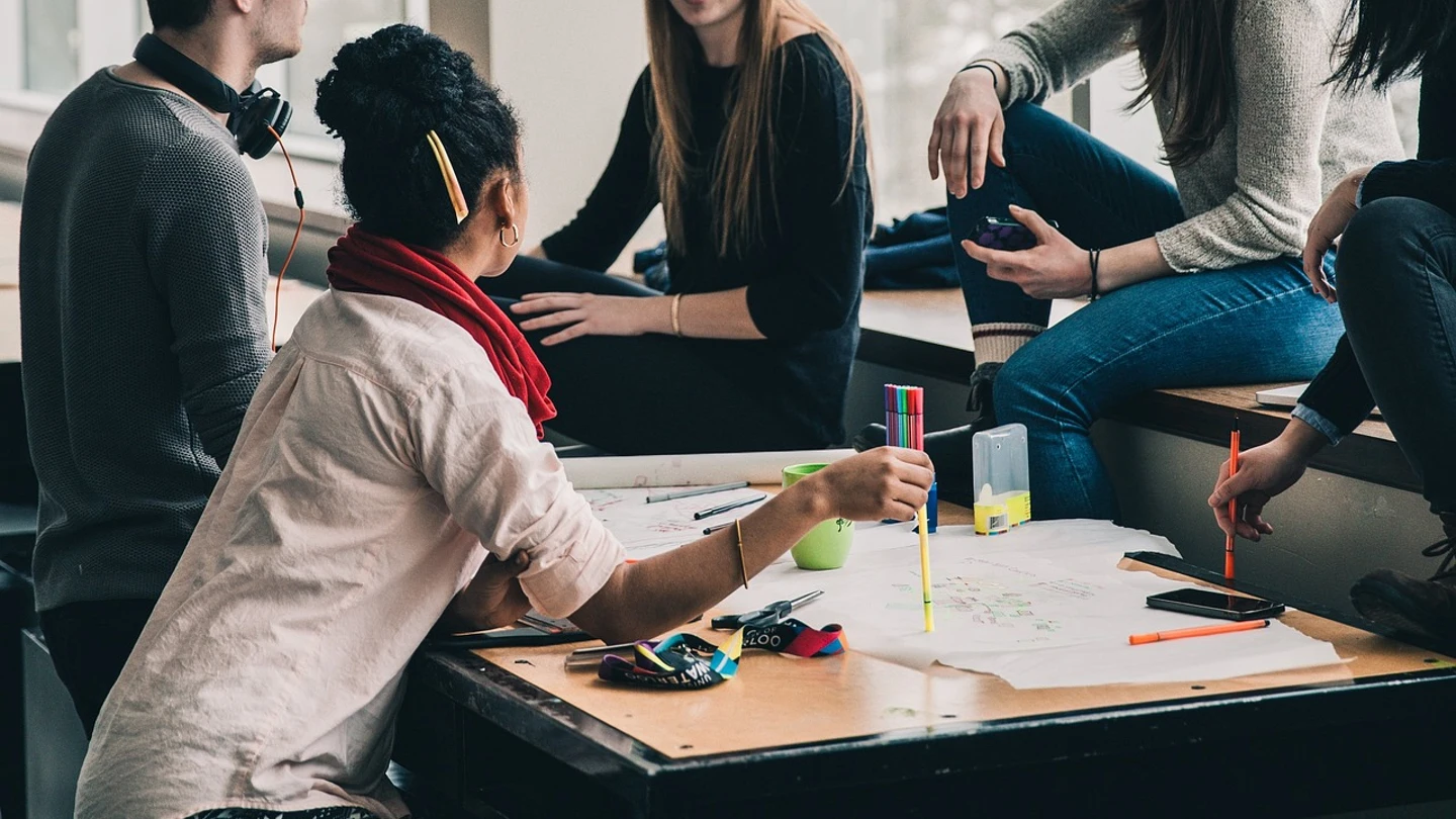 Un salario emocional, más conciliación y bienestar: la postura de la generación Z ante el trabajo Un salario emocional, más conciliación y bienestar: la postura de la generación Z ante el trabajo