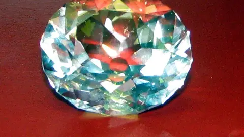 Diamante Koh-i-Noor Diamante Koh-i-Noor