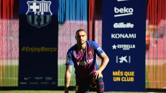 Kevin-Prince Boateng, durante su presentación con el Barça Kevin-Prince Boateng, durante su presentación con el Barça