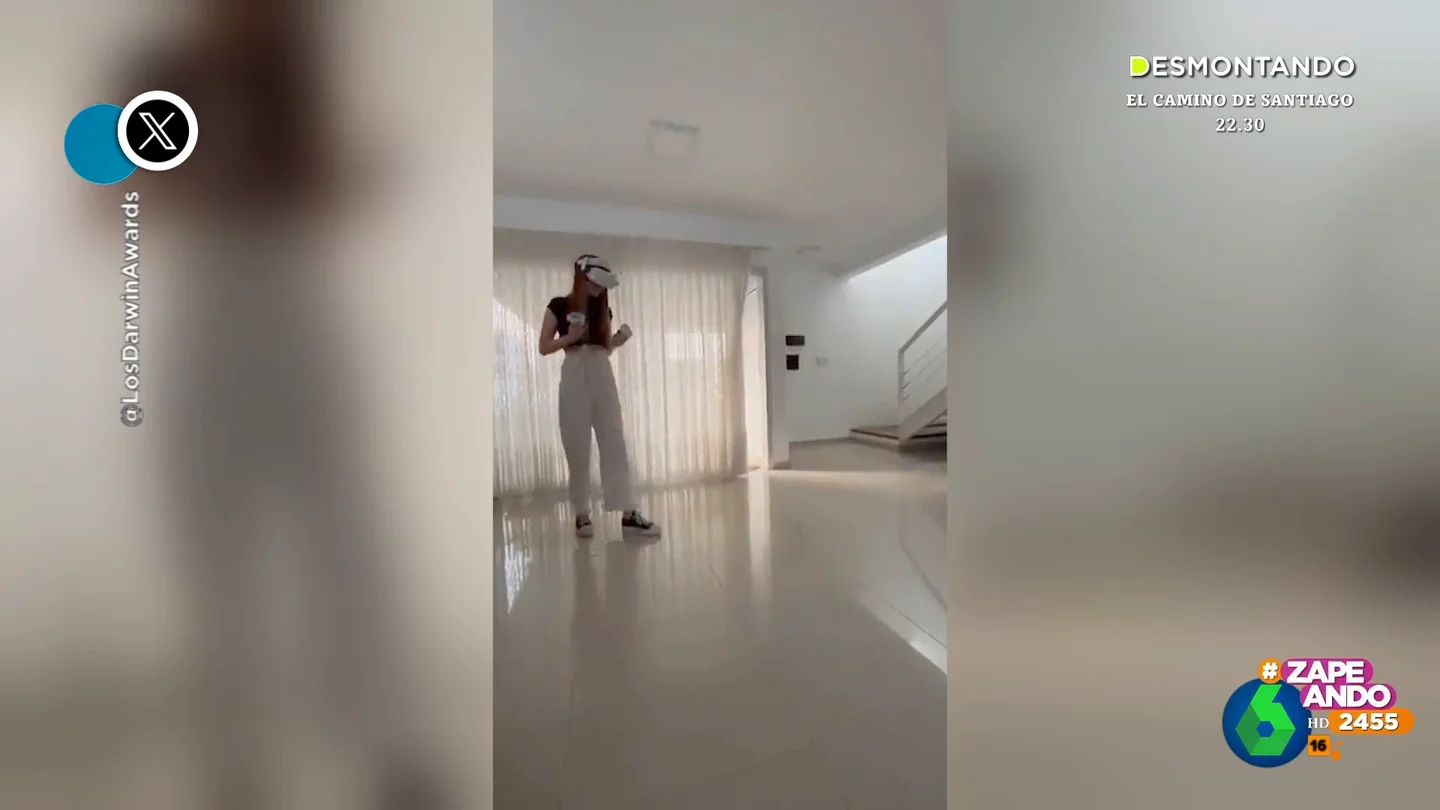 El inesperado final de una chica que decide jugar a un juego de realidad virtual El inesperado final de una chica que decide jugar a un juego de realidad virtual