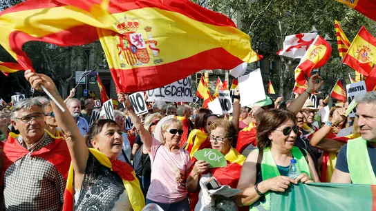 Manifestación contra la amnistía en Barcelona Manifestación contra la amnistía en Barcelona