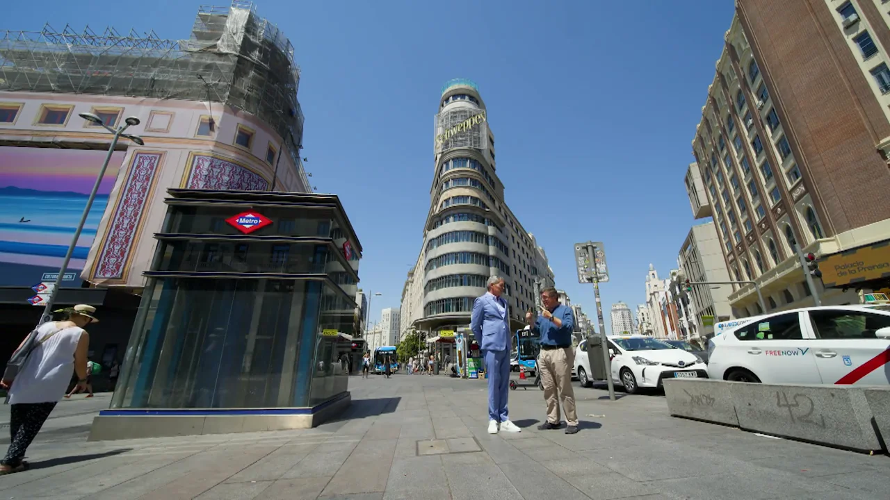 El barrio de Salamanca fue uno de los menos bombardeados de Madrid en la Guerra Civil: "Había más partidarios propios y embajadas"