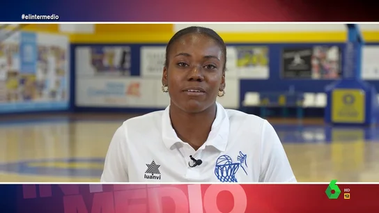 La jugadora Iris Mbulito cuenta que la depresión condicionó su vida: "Llegué a odiar al baloncesto" La jugadora Iris Mbulito cuenta que la depresión condicionó su vida: "Llegué a odiar al baloncesto"